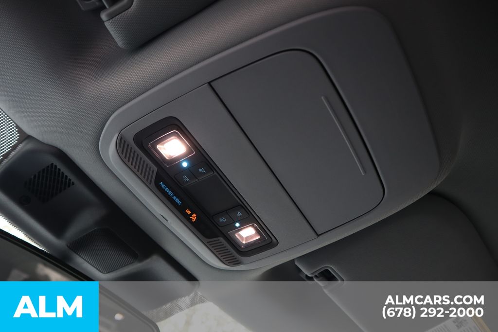 Used 2025 White Ford XLT image 33