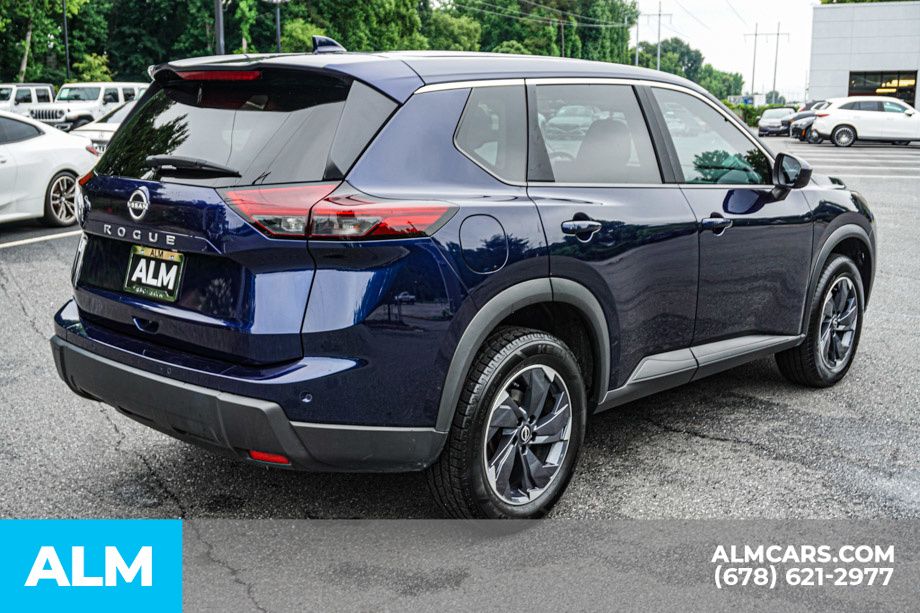 Used 2025 Blue Nissan SV image 6