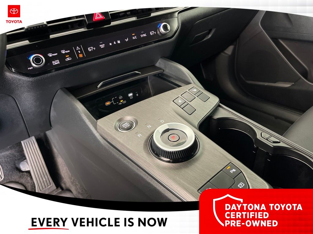 Used 2026 Kia Sportage Hybrid SUV