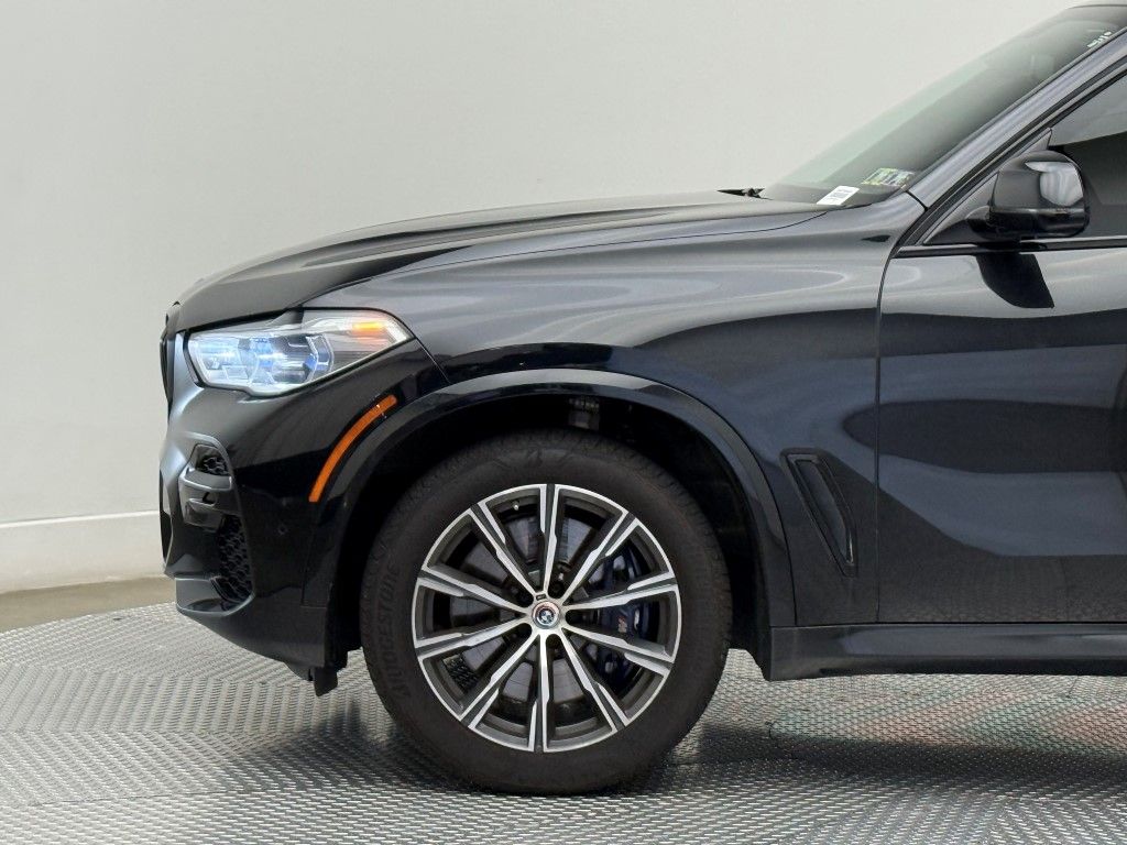 Thumbnail: 2023 BMW X5 - 8
