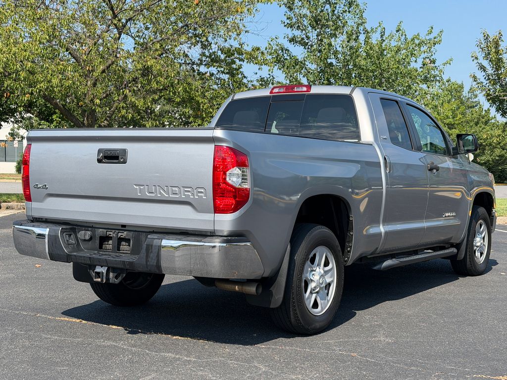 Thumbnail: 2019 Toyota Tundra - 6