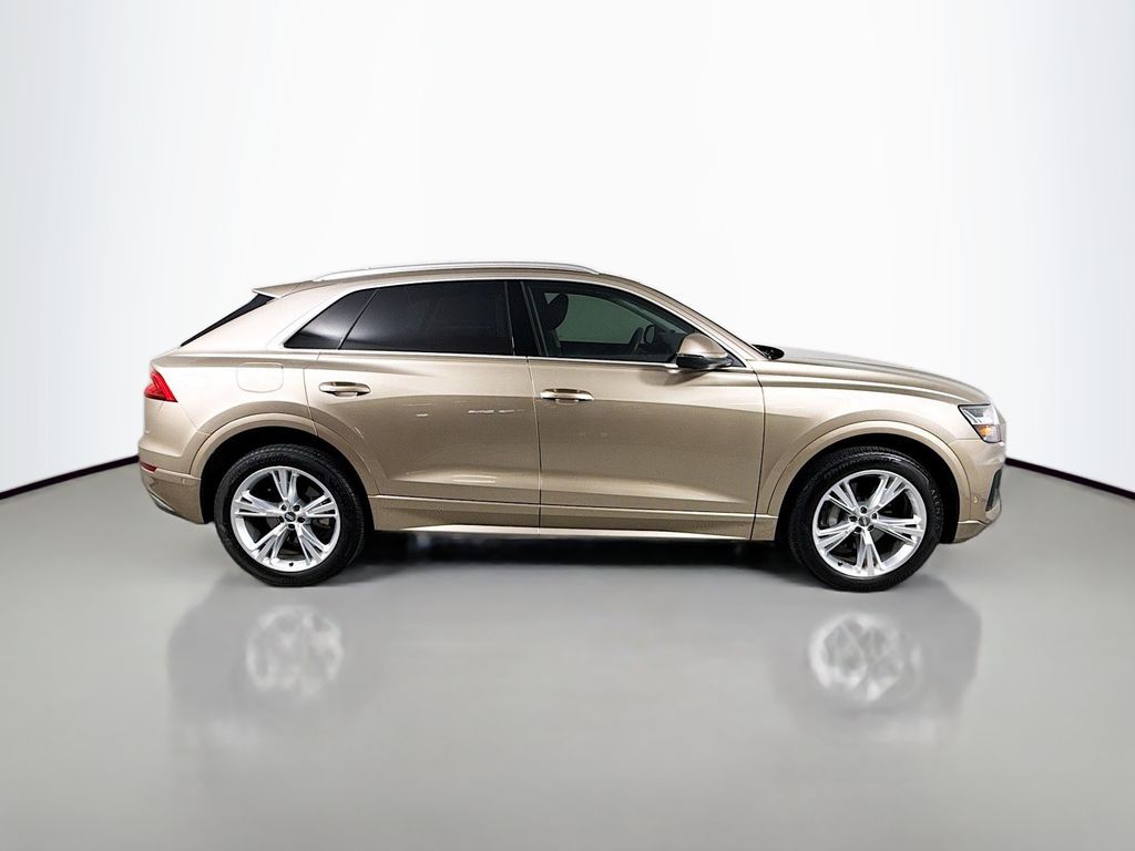 Thumbnail: 2019 Audi Q8 - 4