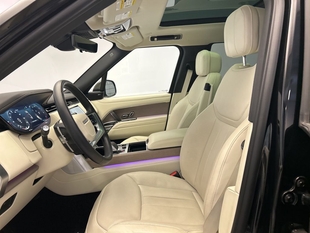 Thumbnail: 2023 Land Rover Range Rover - 12