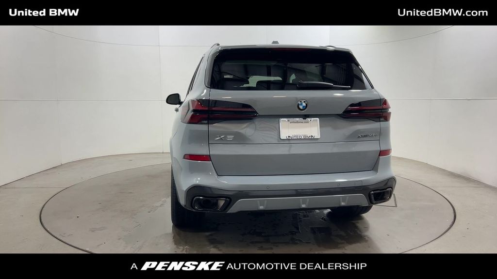 Thumbnail: 2026 BMW X5 - 7