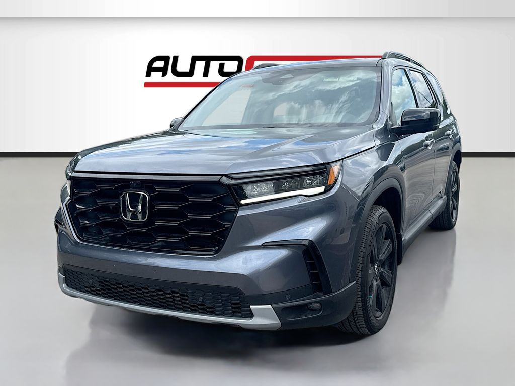 Used 2025 Gray Honda Black Edition image 3