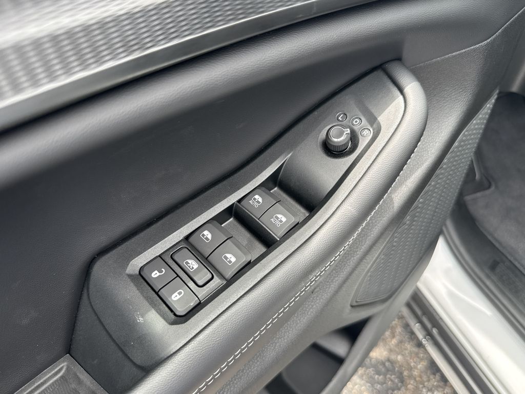 2026 Jeep Grand Cherokee Laredo - 10