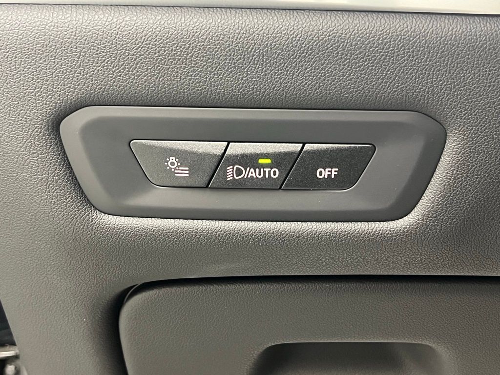 Thumbnail: 2024 BMW X5 - 20