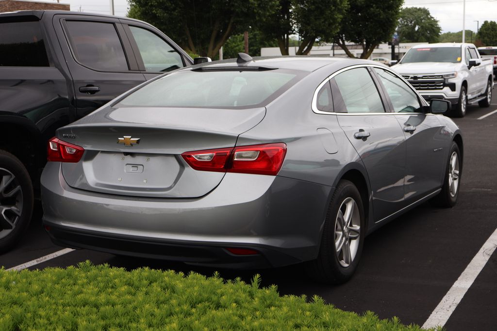 2023 Chevrolet Malibu LS 10