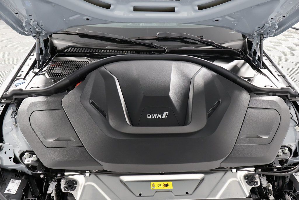 Thumbnail: 2026 BMW i4 - 9