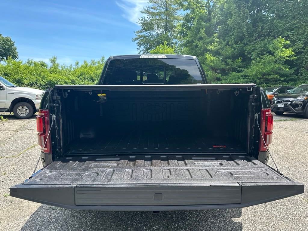 2019 Ford F-150 Raptor 23