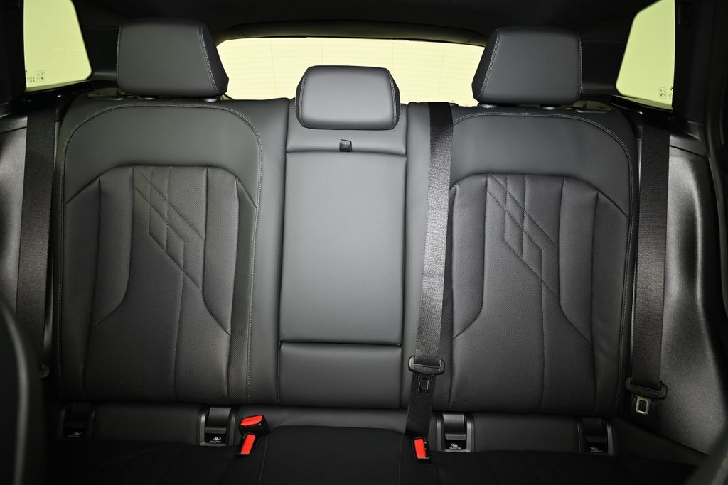 Thumbnail: 2026 BMW X3 - 25