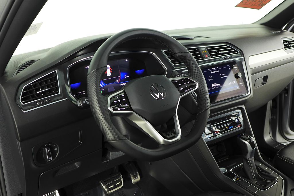 Thumbnail: 2022 Volkswagen Tiguan - 31