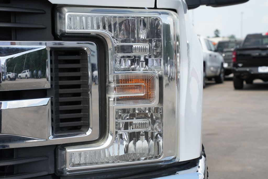 2019 Ford F-250SD XLT White at Cook Ford