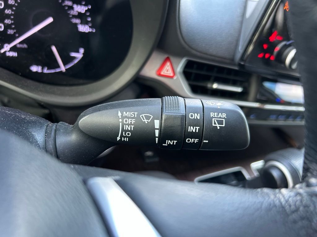 Thumbnail: 2023 Toyota Sienna - 22