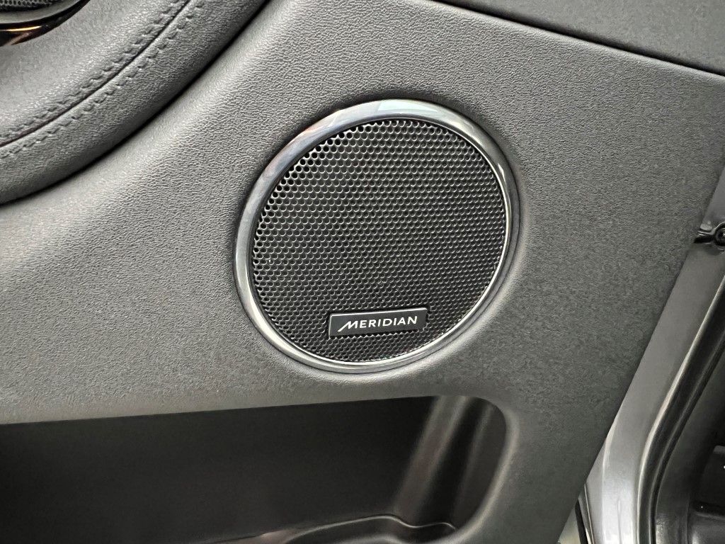 Thumbnail: 2024 Land Rover Discovery Sport - 29