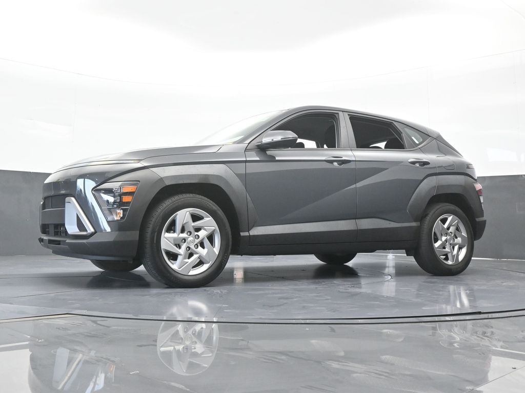 Used 2024 Ecotronic Gray Pearl Hyundai SE image 58