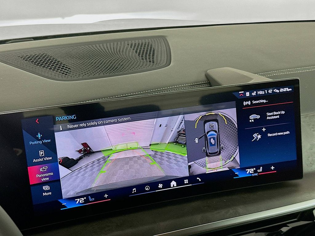 Thumbnail: 2026 BMW X5 - 13