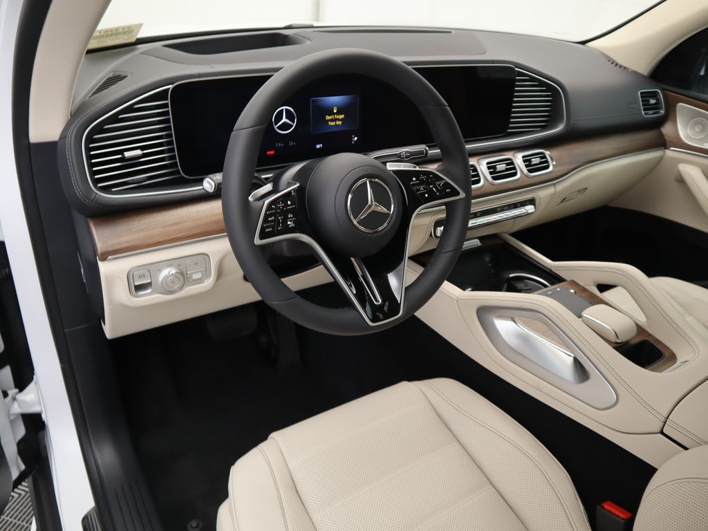 2025 Mercedes-Benz GLE 450 10