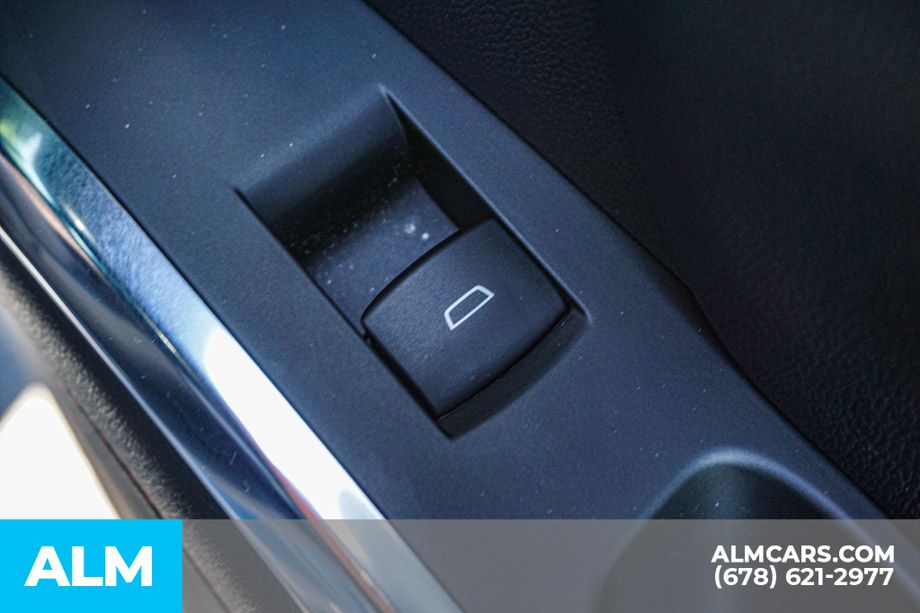 Used 2025 Blue Chevrolet Z71 image 58