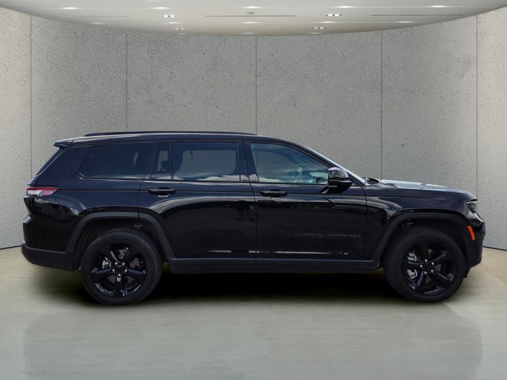Used 2023 Jeep Grand Cherokee L SUV