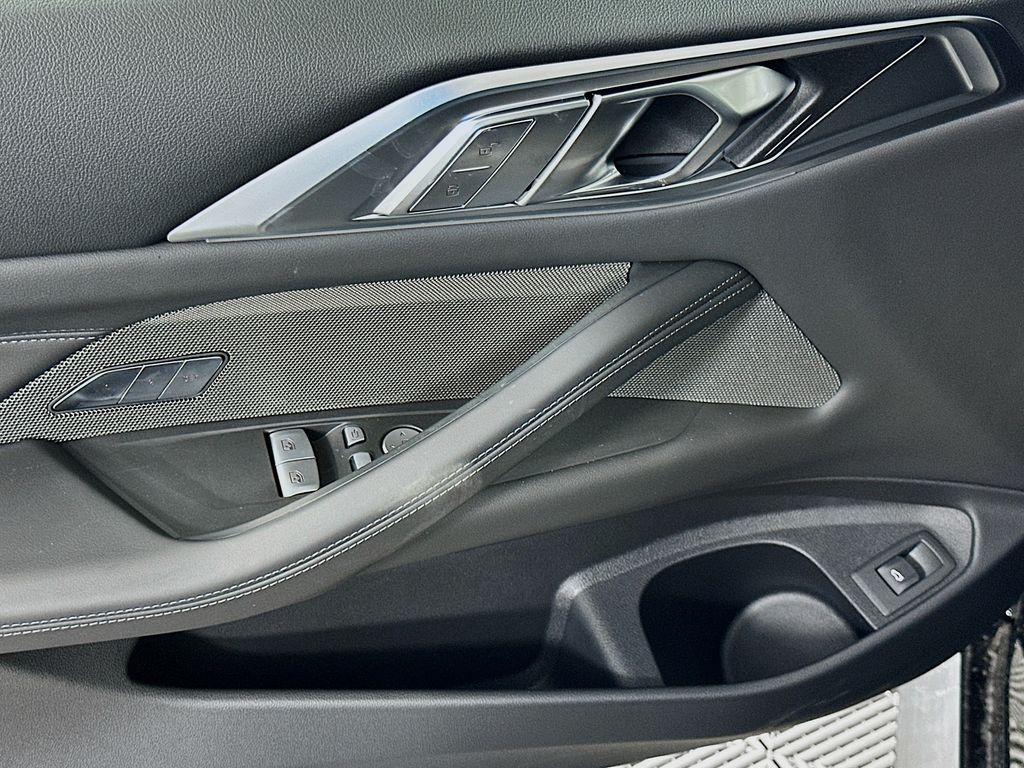 Thumbnail: 2026 BMW M4 - 20