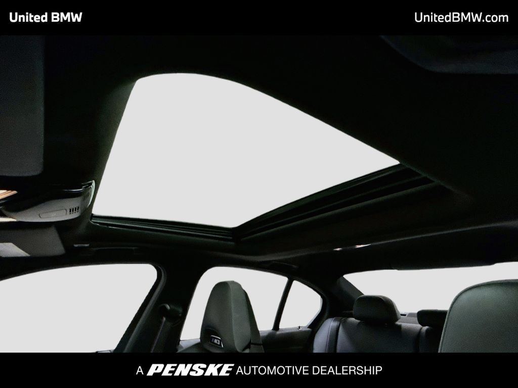 Thumbnail: 2022 BMW M3 - 19