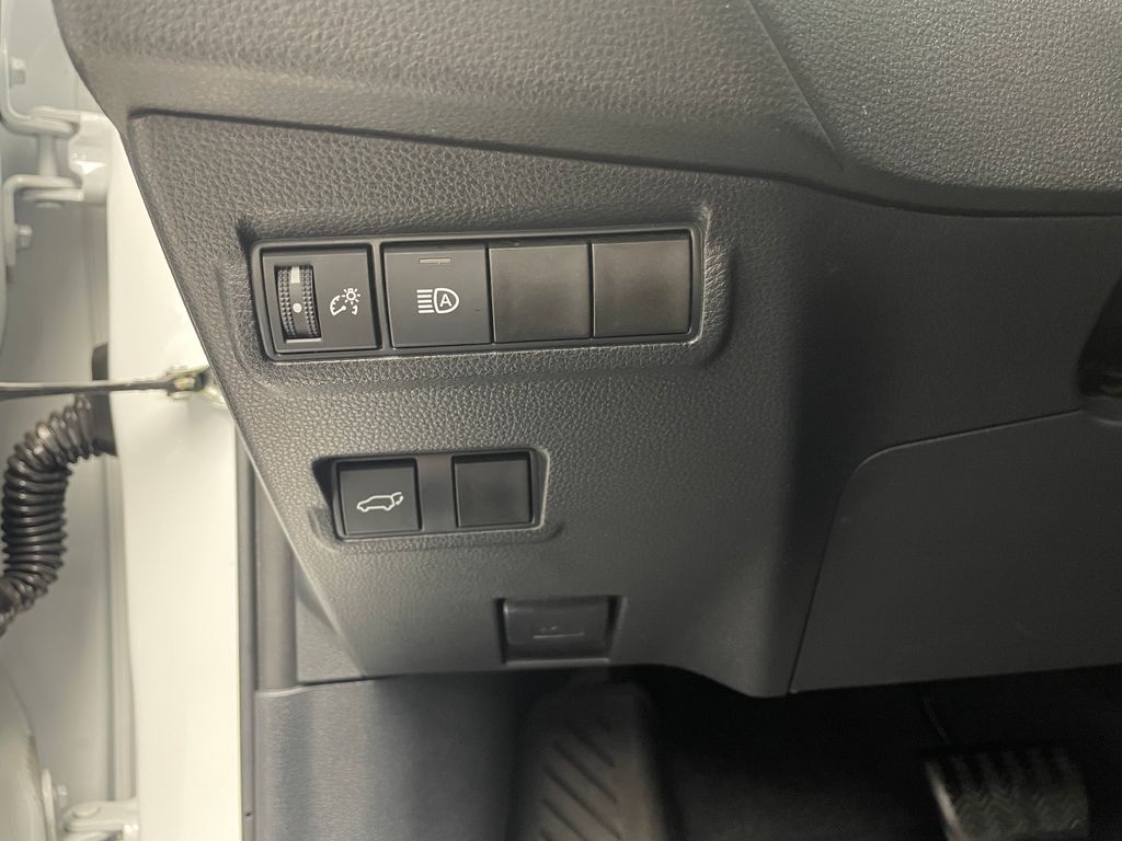 Thumbnail: 2024 Toyota Corolla Cross - 20