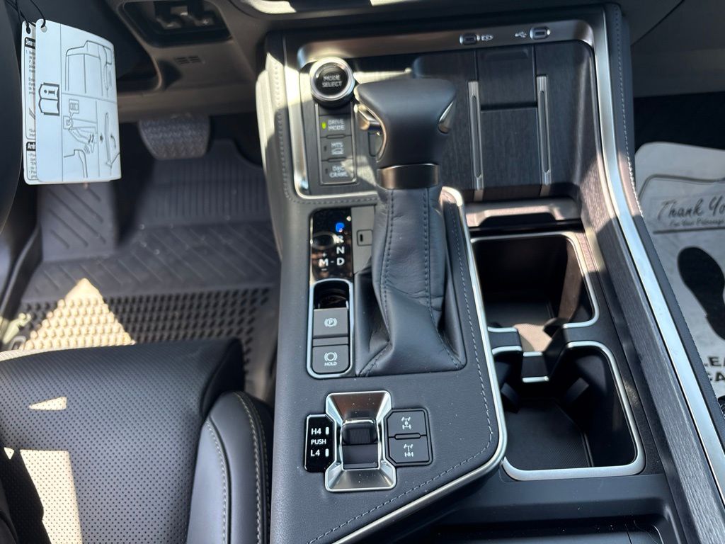 Thumbnail: 2026 Lexus GX - 14