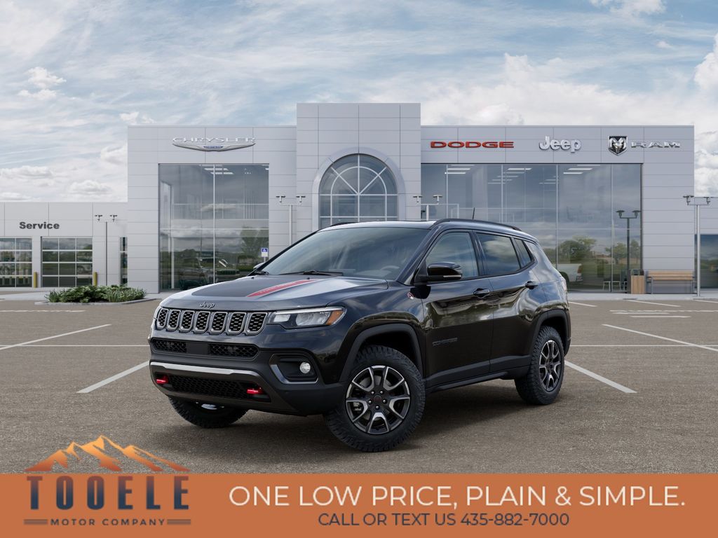 Diamond Black Crystal Pearlcoat 2026 Jeep Compass SUV / Crossover Four-Wheel Drive 8-Speed Automatic