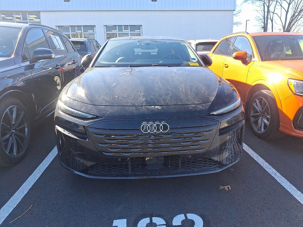 Thumbnail: 2025 Audi e-tron S - 2