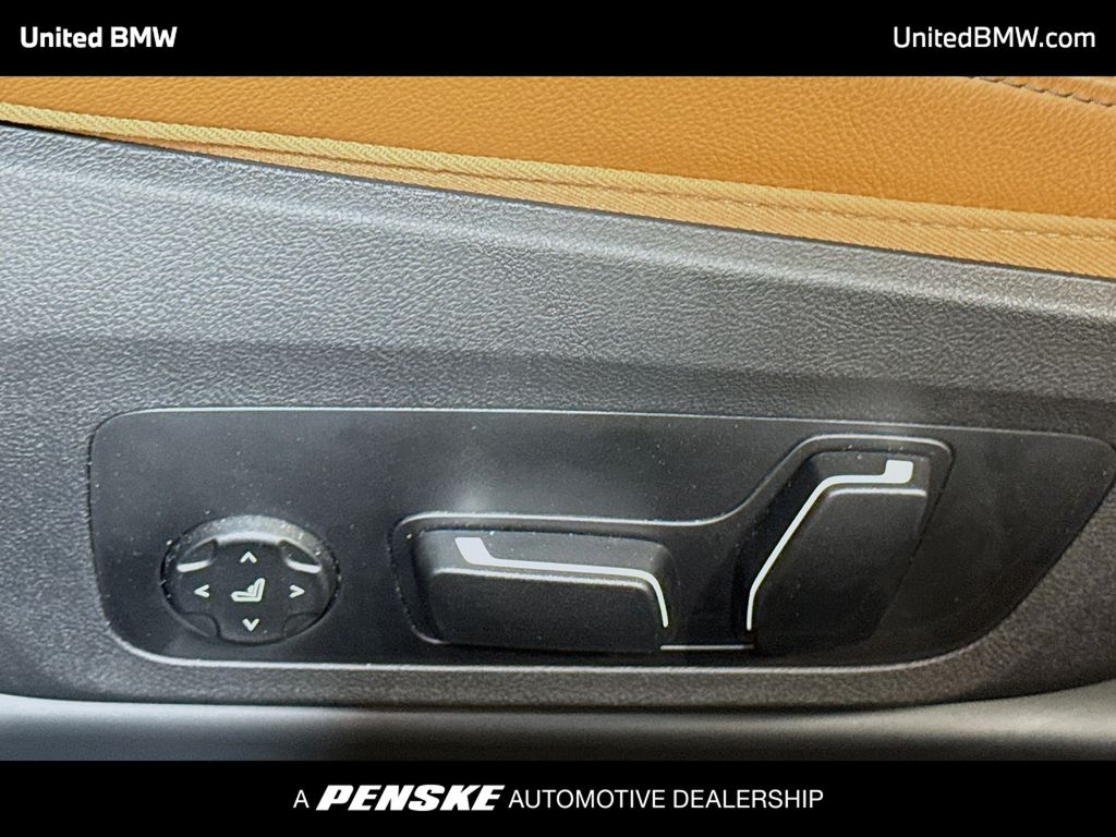 Thumbnail: 2026 BMW 4 Series - 4