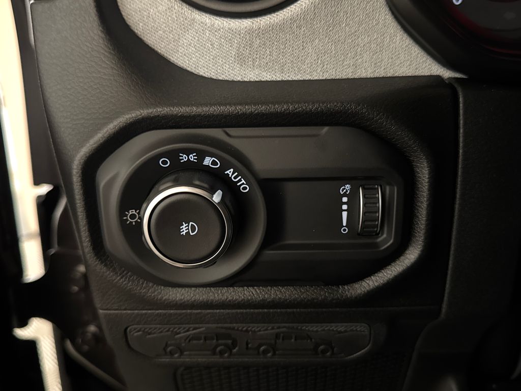 Certified Used 2025 Gray Jeep Sport S image 17