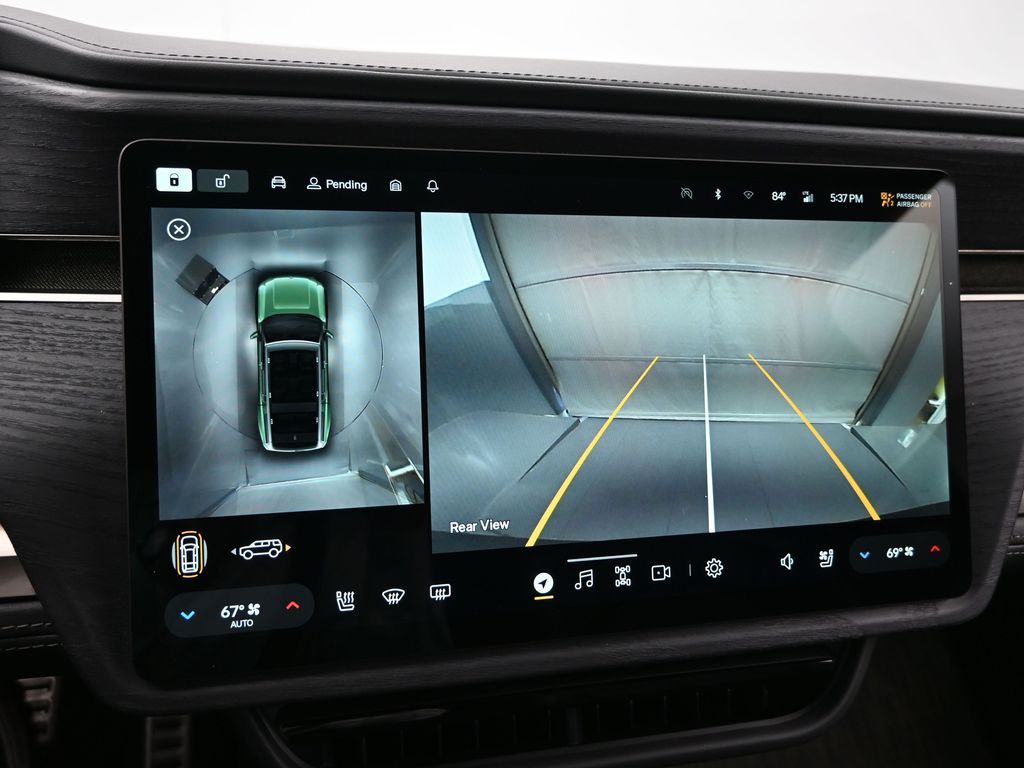 2024 Rivian R1S Adventure