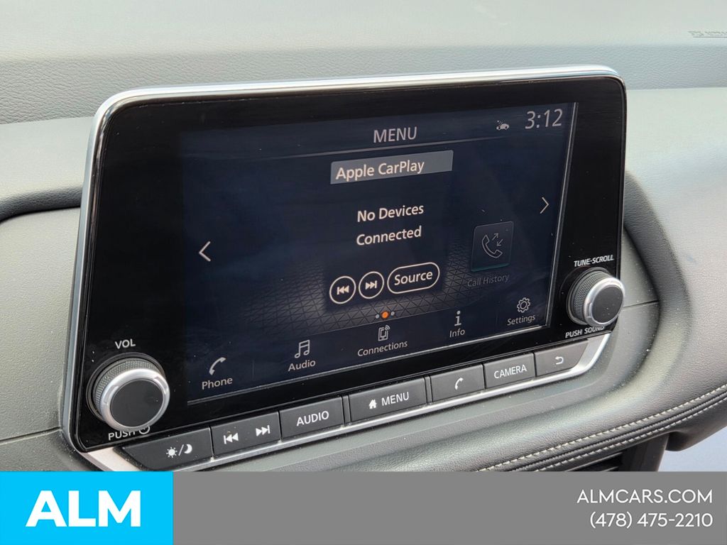 Used 2025 Silver Nissan SV image 21