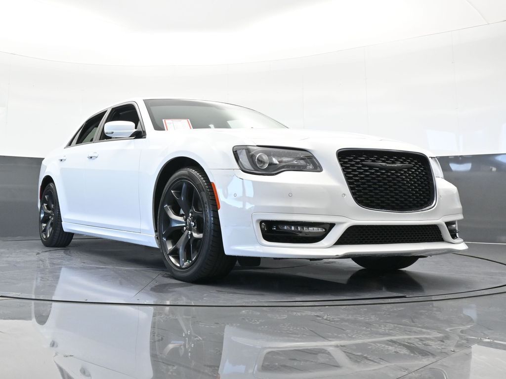 Used 2023 Bright White Clearcoat Chrysler Touring image 55