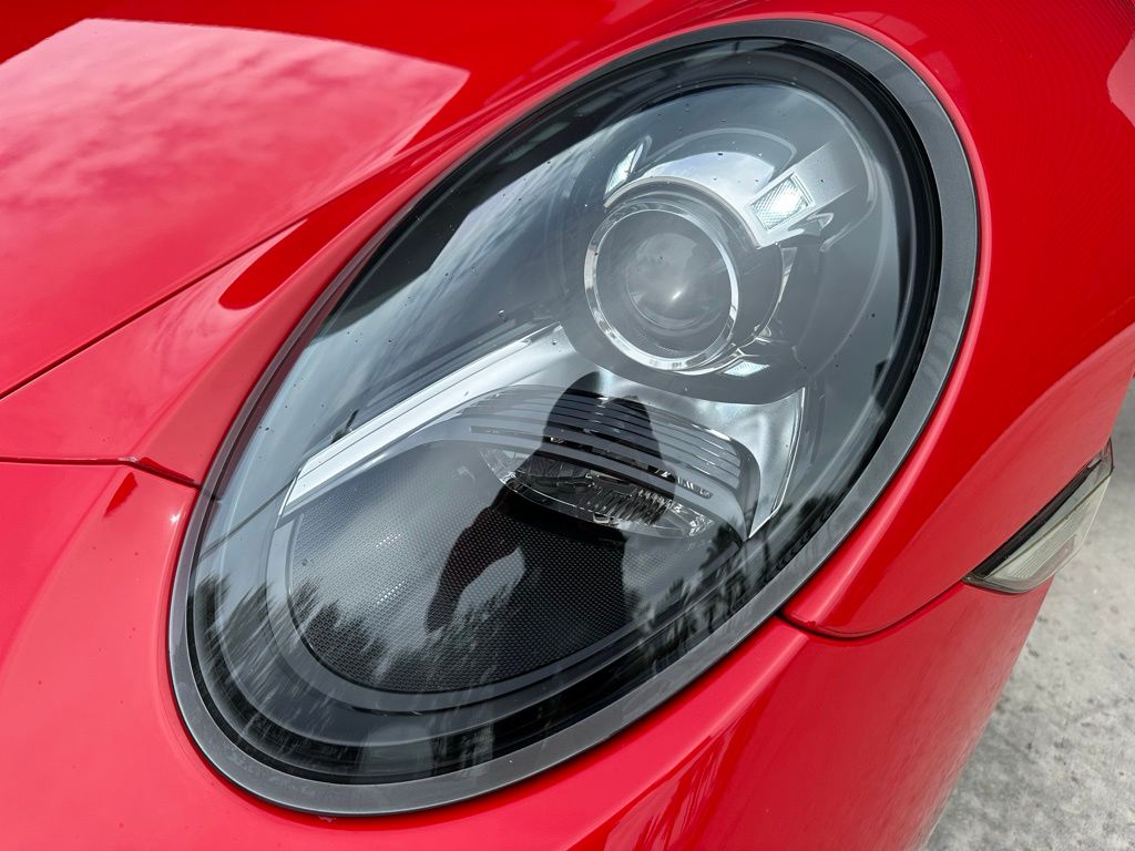 Thumbnail: 2018 Porsche 911 - 13