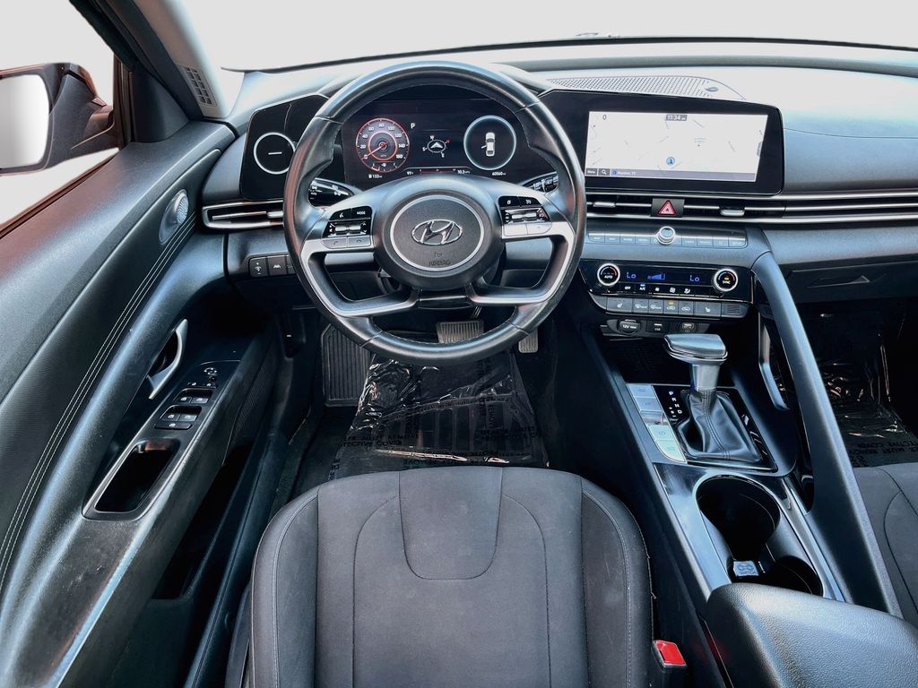 2023 Hyundai Elantra SEL Black at Monument Chevrolet