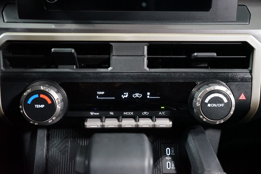 Thumbnail: 2024 Toyota Tacoma - 22