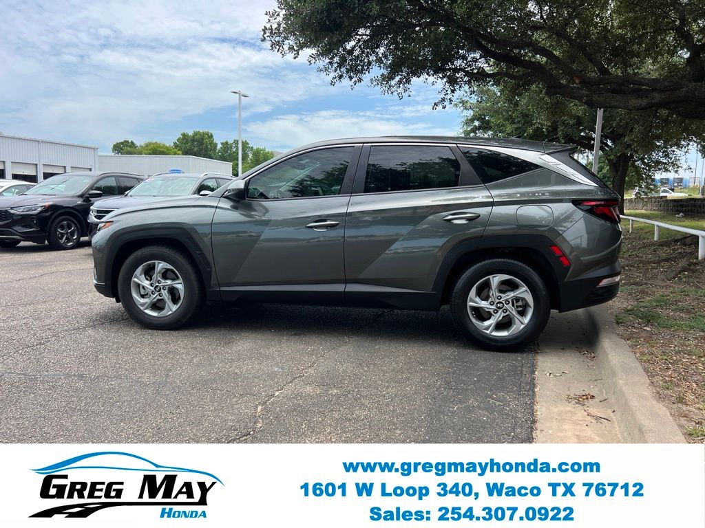 2023 Hyundai Tucson SE - 3