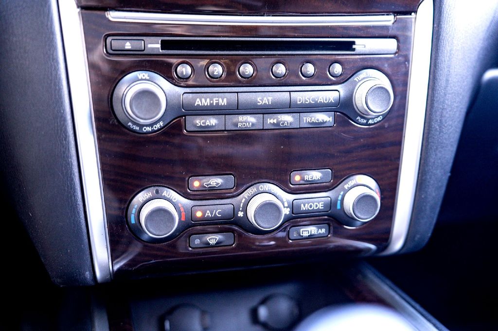 Used Car 2015 Nissan Pathfinder  Platinum For Sale Under $12,000 In Taylor, Texas