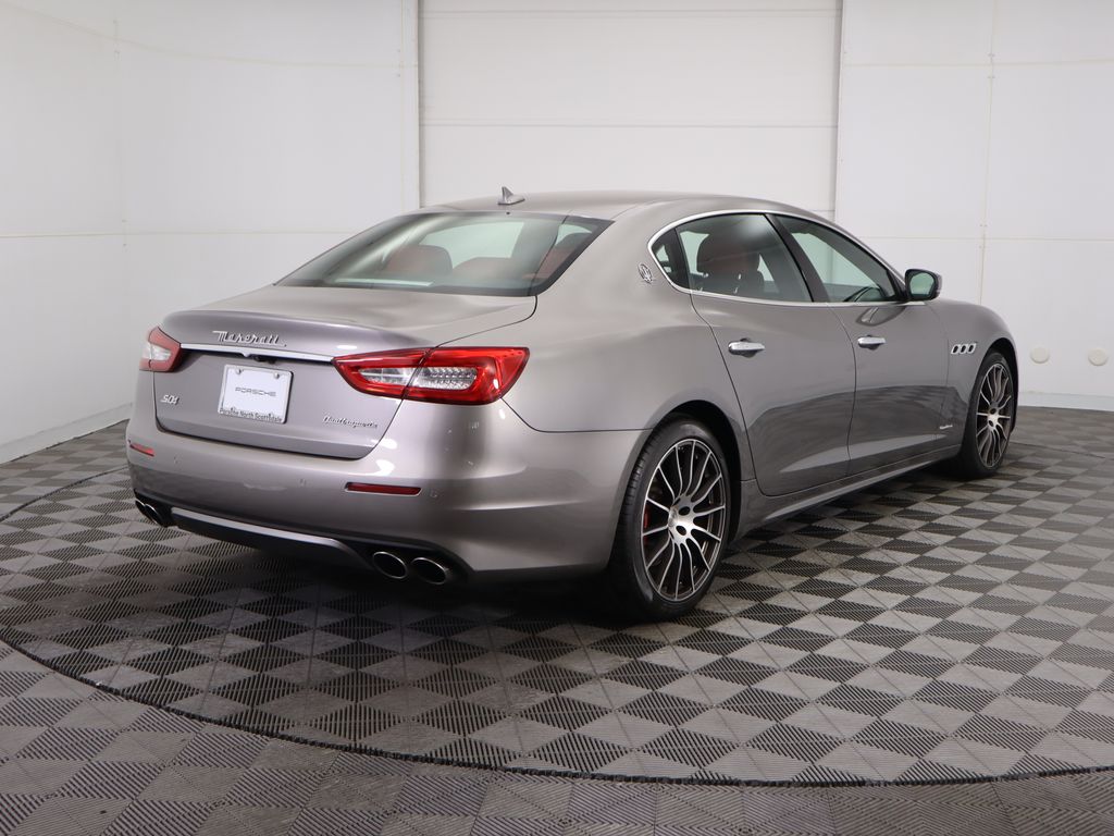 2018 Maserati Quattroporte S Q4 5