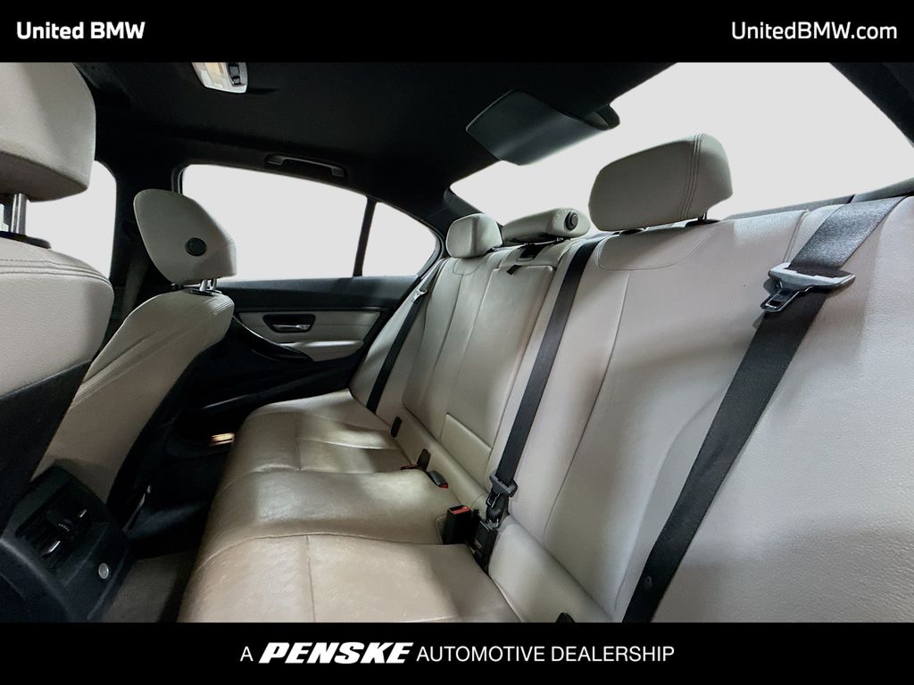 Thumbnail: 2013 BMW 3 Series - 12