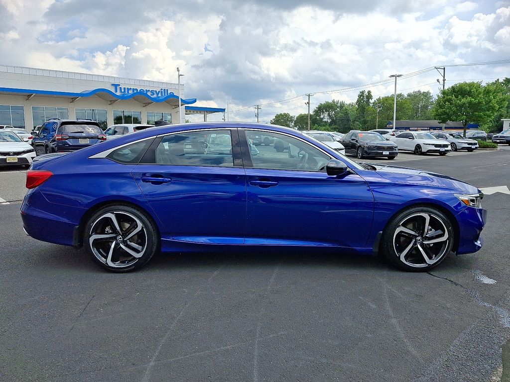 Thumbnail: 2022 Honda Accord - 7