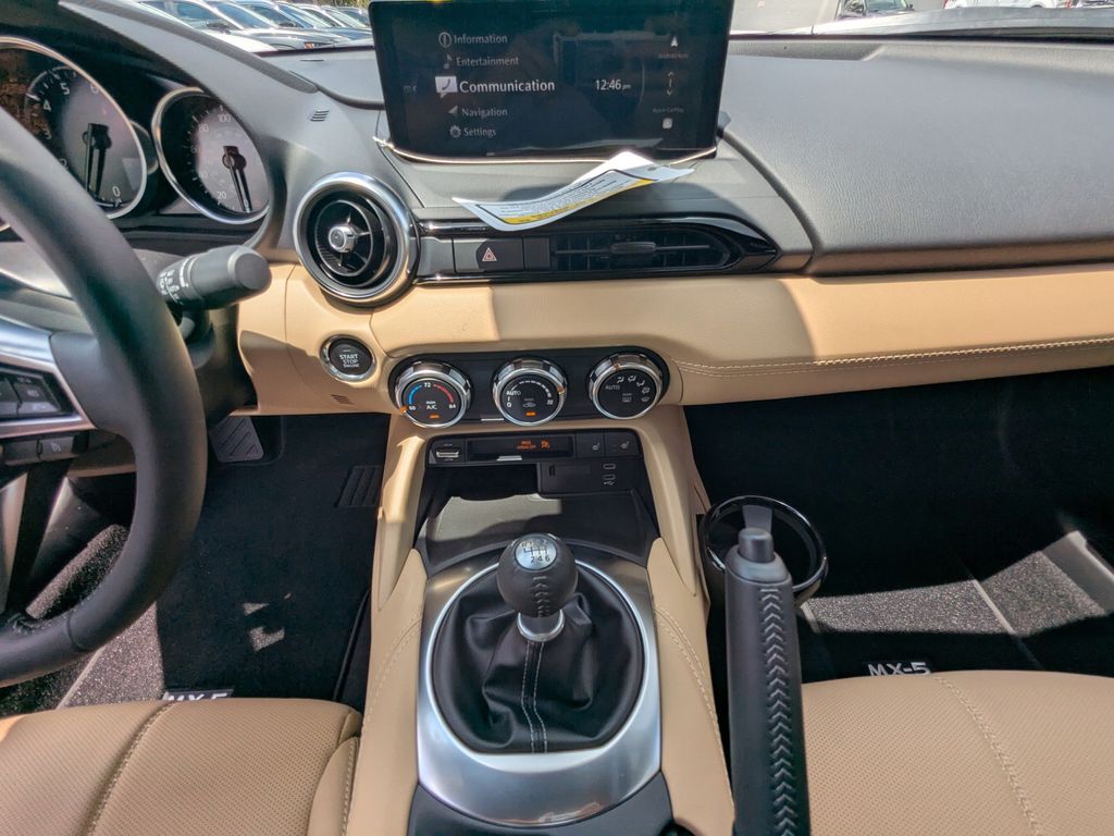 2025 Mazda MX-5 Miata RF Grand Touring