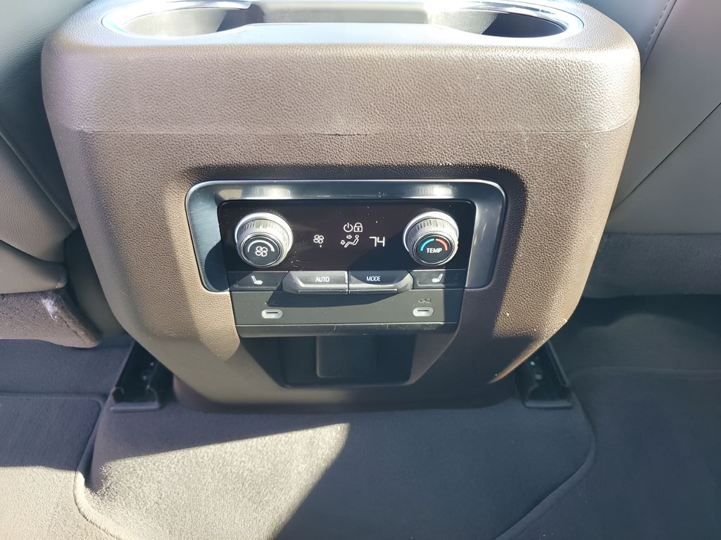 Used Car 2021 Chevrolet Suburban  Lt For Sale Under $50,000 In Austin, Texas