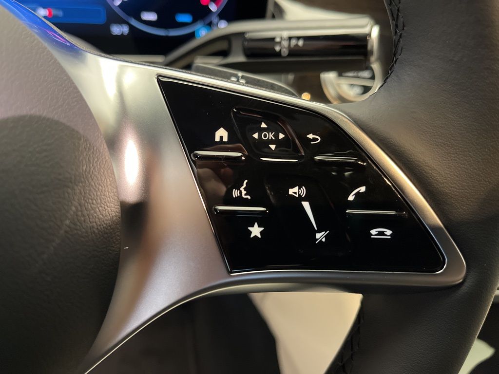 Thumbnail: 2026 Mercedes-Benz GLC - 16