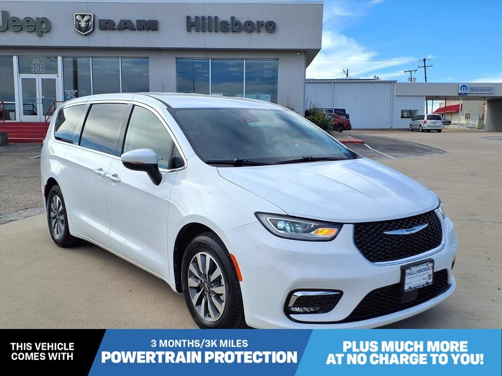 2023 Chrysler Pacifica Hybrid Touring L FWD