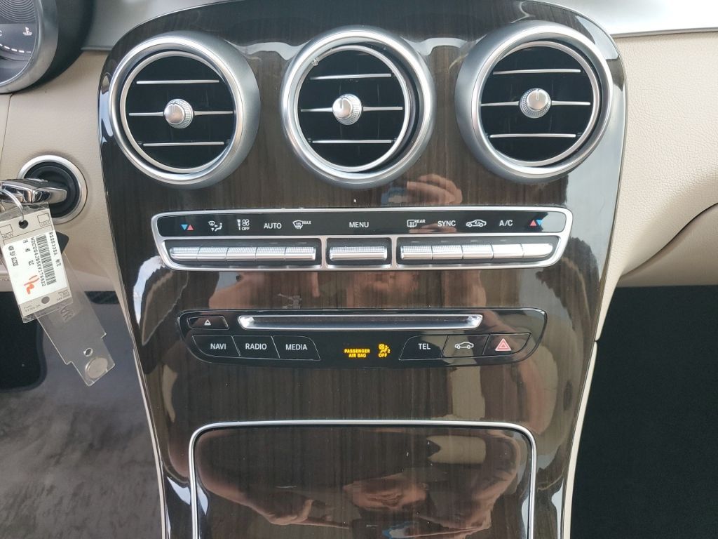 Used Car 2019 Mercedes-benz Glc  Glc 300 For Sale Under $20,000 In Austin, Texas