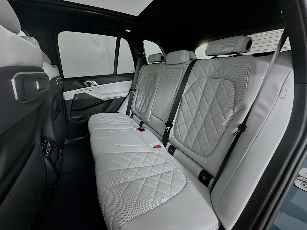 2024 BMW X5 xDrive40i 17