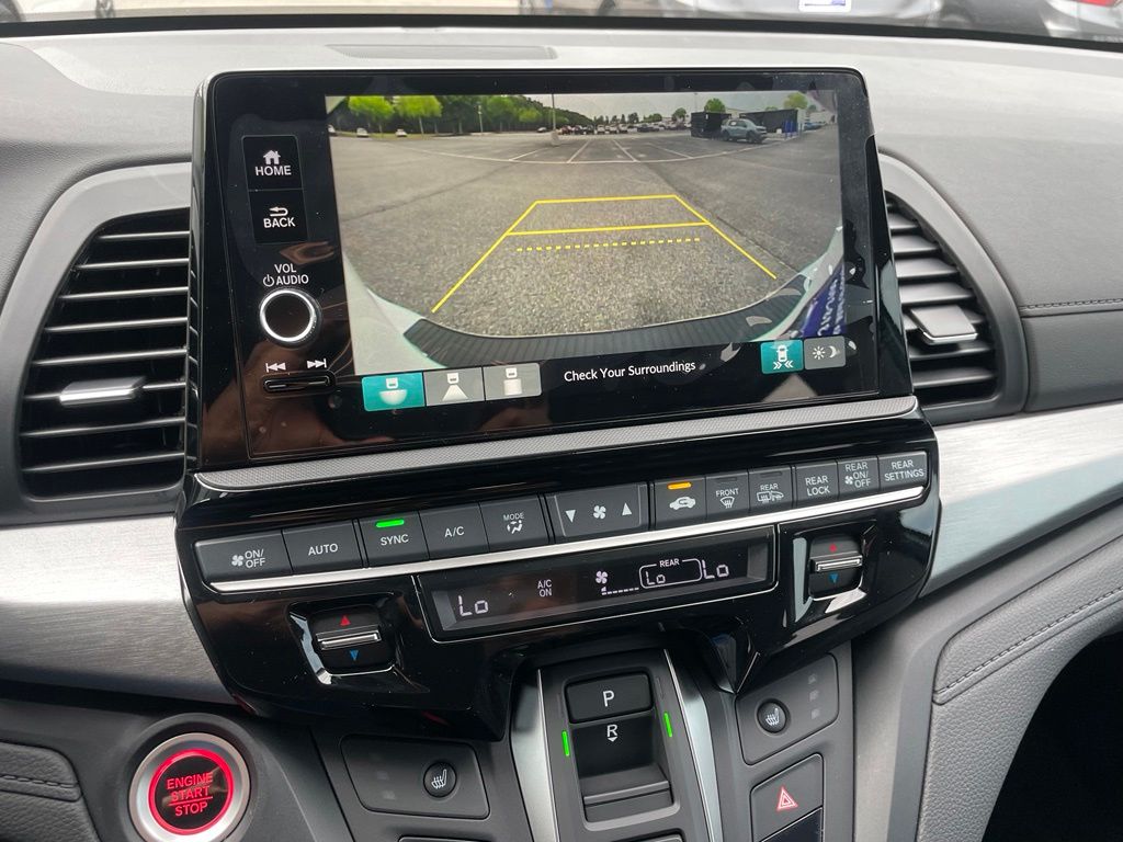 Thumbnail: 2026 Honda Odyssey - 17